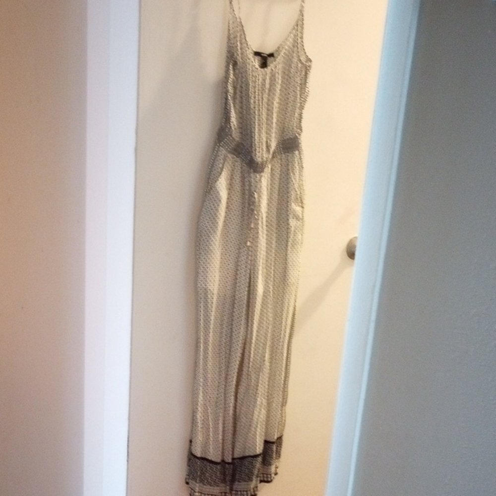 Forever 21 Black and White Patterned Maxi Dress